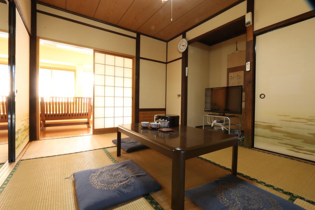 Yunomoto Onsen Hotel Miyakonojō Buitenkant foto