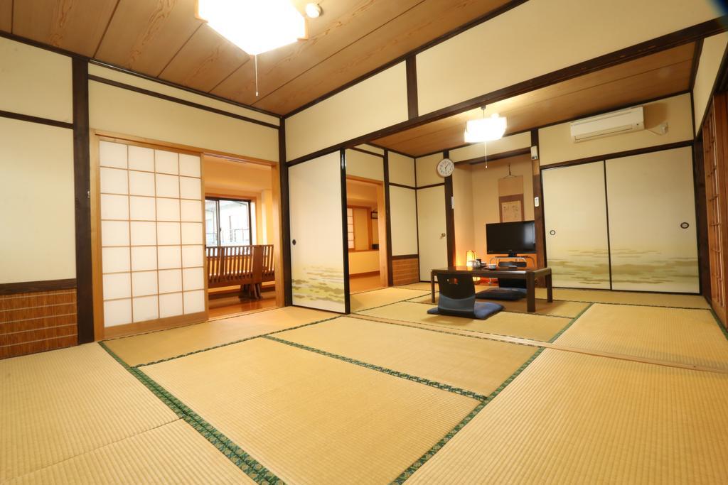 Yunomoto Onsen Hotel Miyakonojō Buitenkant foto