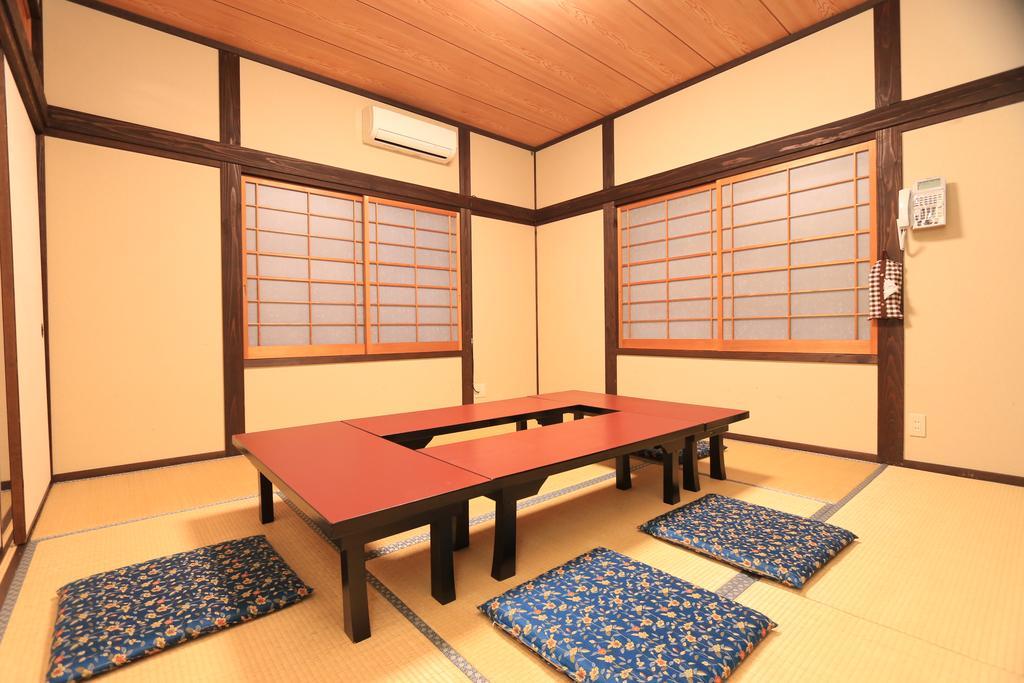 Yunomoto Onsen Hotel Miyakonojō Buitenkant foto